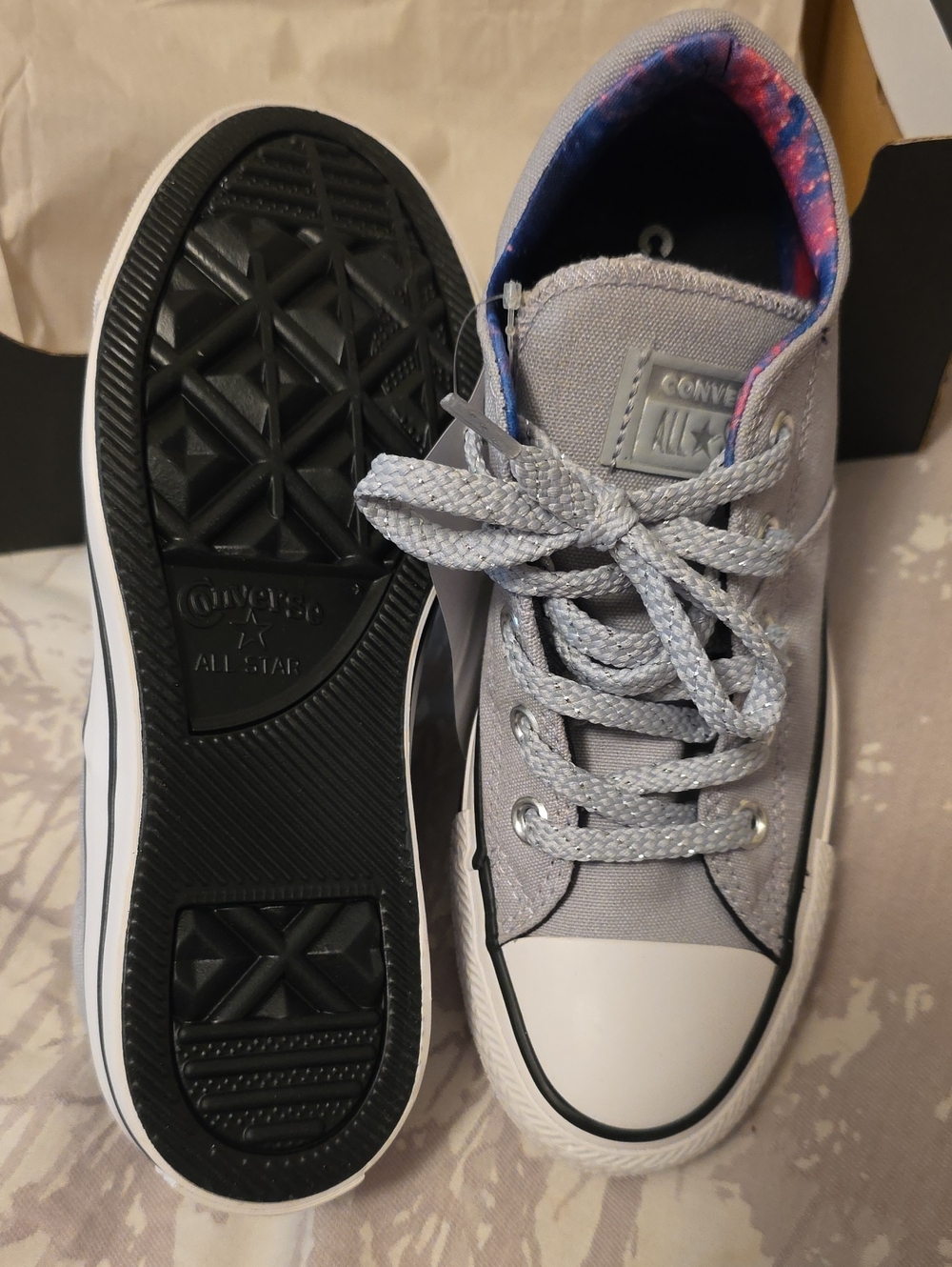 Converse Kids Light Gray Canvas Low Top Sneakers with Pink/Blue Lining